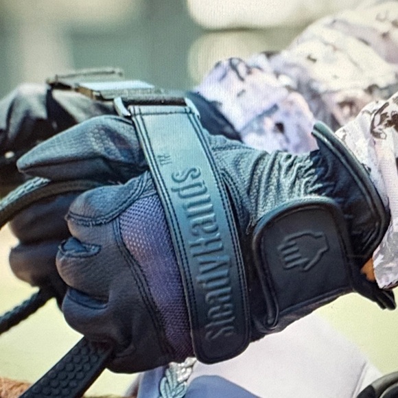 Equisk SteadyHands equestrian black gloves small/7 - Picture 6 of 14